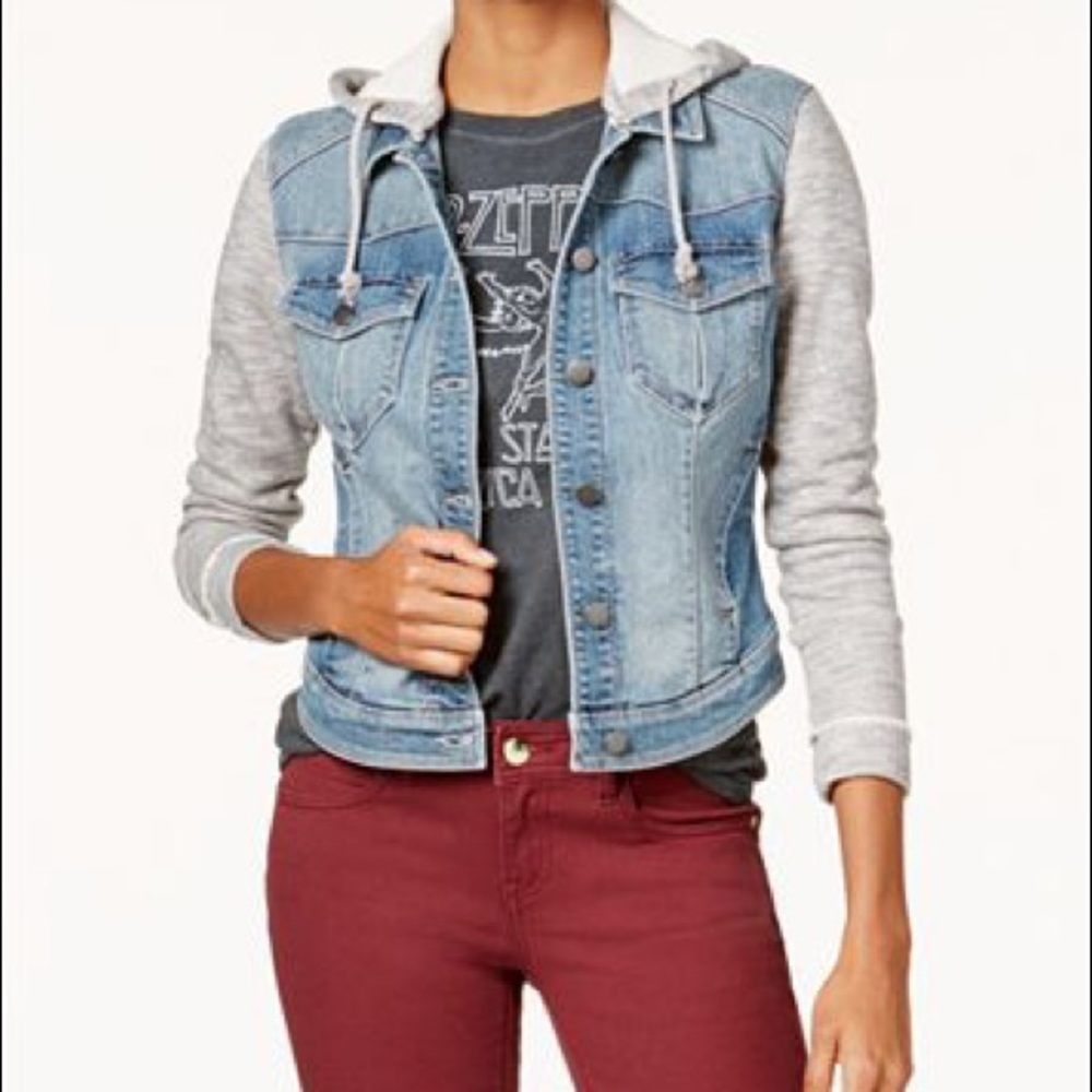Jean jacket with sweater sleeves